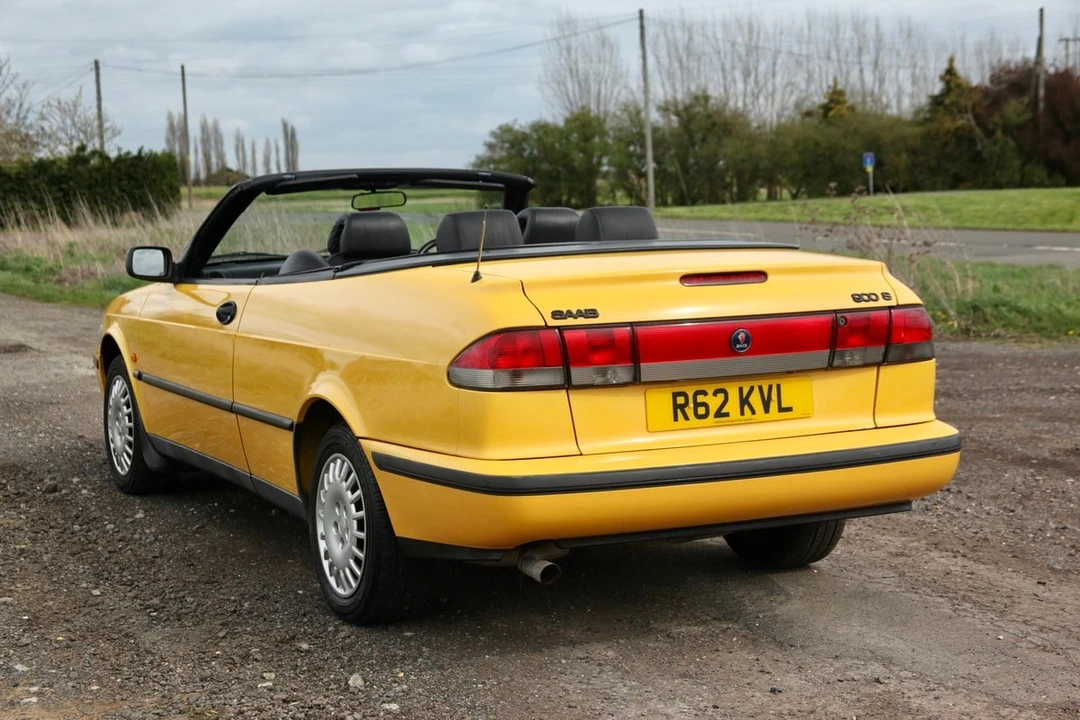 1998 Saab 900 2nd Gen - Image 16 of 30