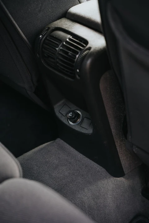 1999 Saab 9-5 1st Gen - Image 26 of 30