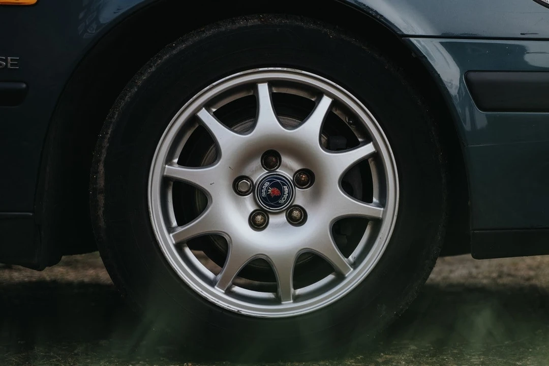 1999 Saab 9-5 1st Gen - Image 15 of 30