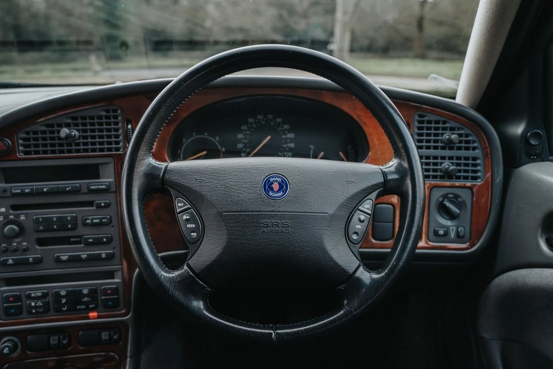 1999 Saab 9-5 1st Gen - Image 27 of 30