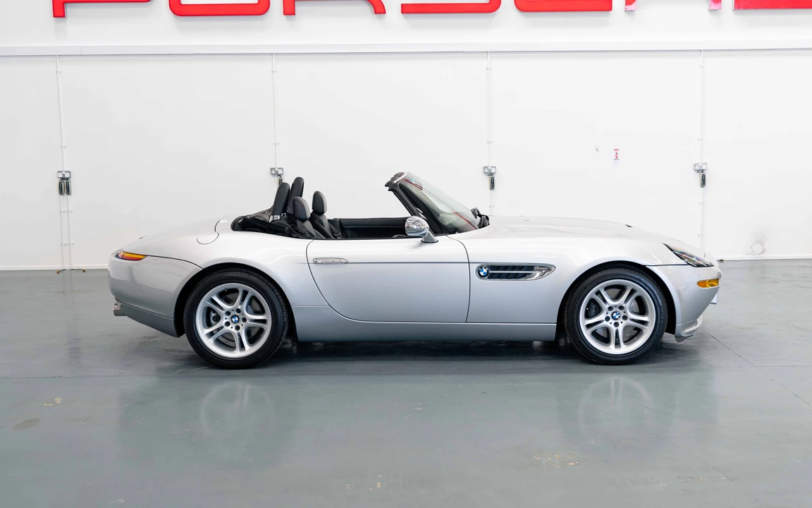 2000 BMW Z8 - Image 17 of 31