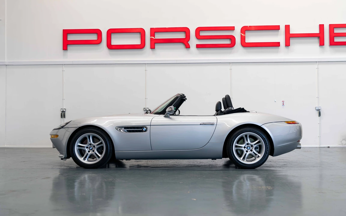 2000 BMW Z8 - Image 11 of 31