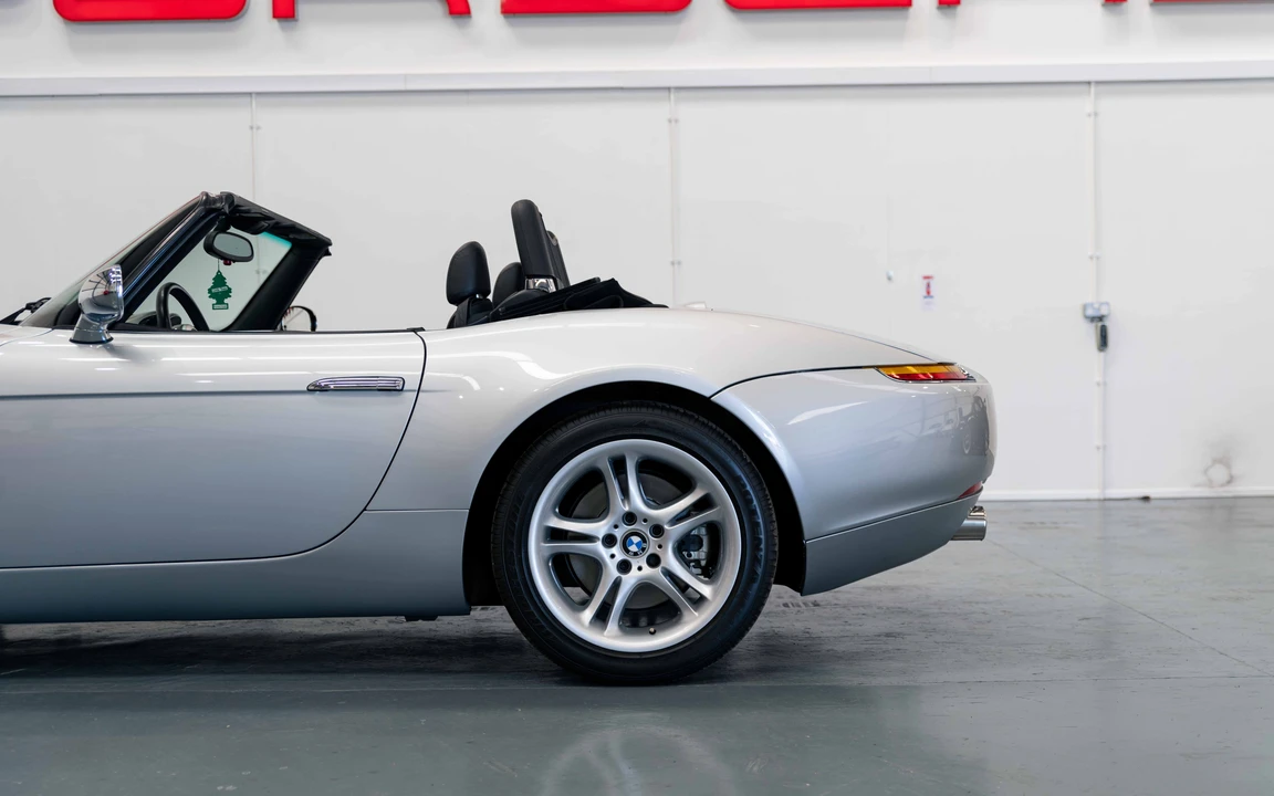 2000 BMW Z8 - Image 20 of 31