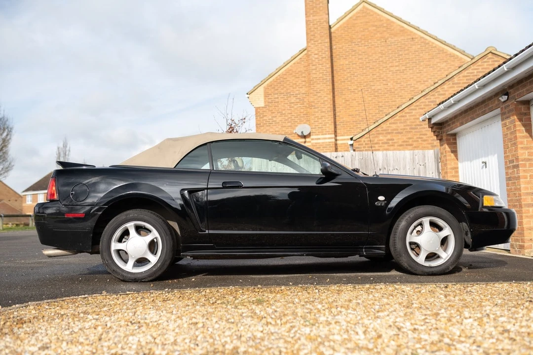 2000 Ford SN95 Mustang - Image 21 of 30