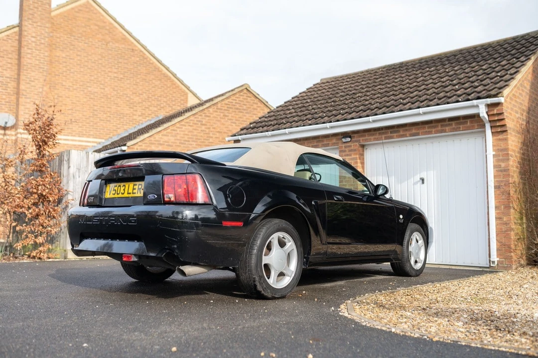 2000 Ford SN95 Mustang - Image 18 of 30