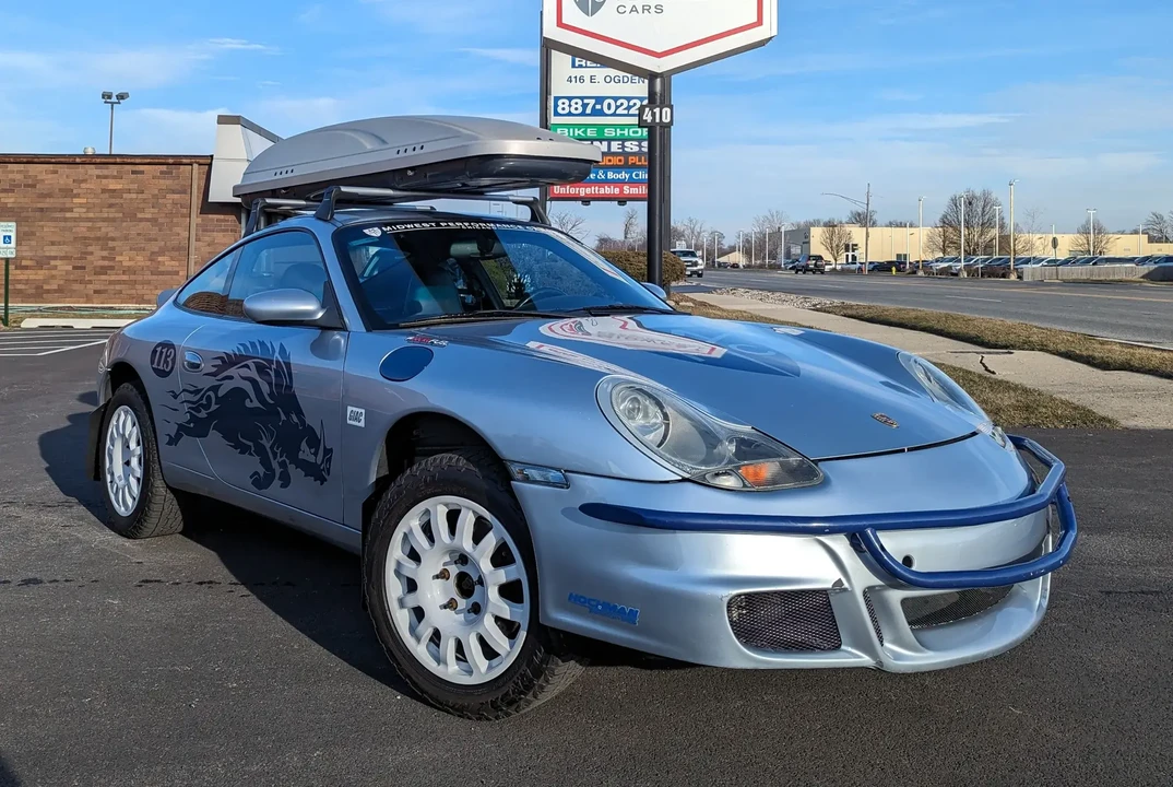 2001 Porsche 996 Carrera 4 - Image 5 of 6