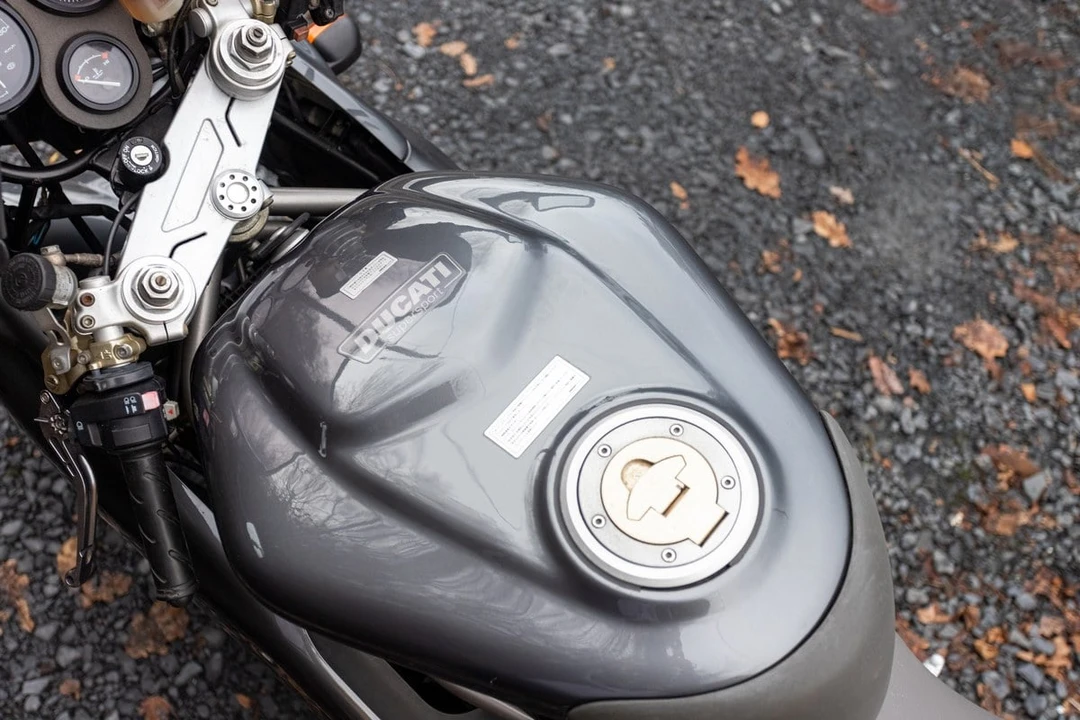 2002 Ducati 750 & 800 & 900 & 1000 - Image 30 of 30