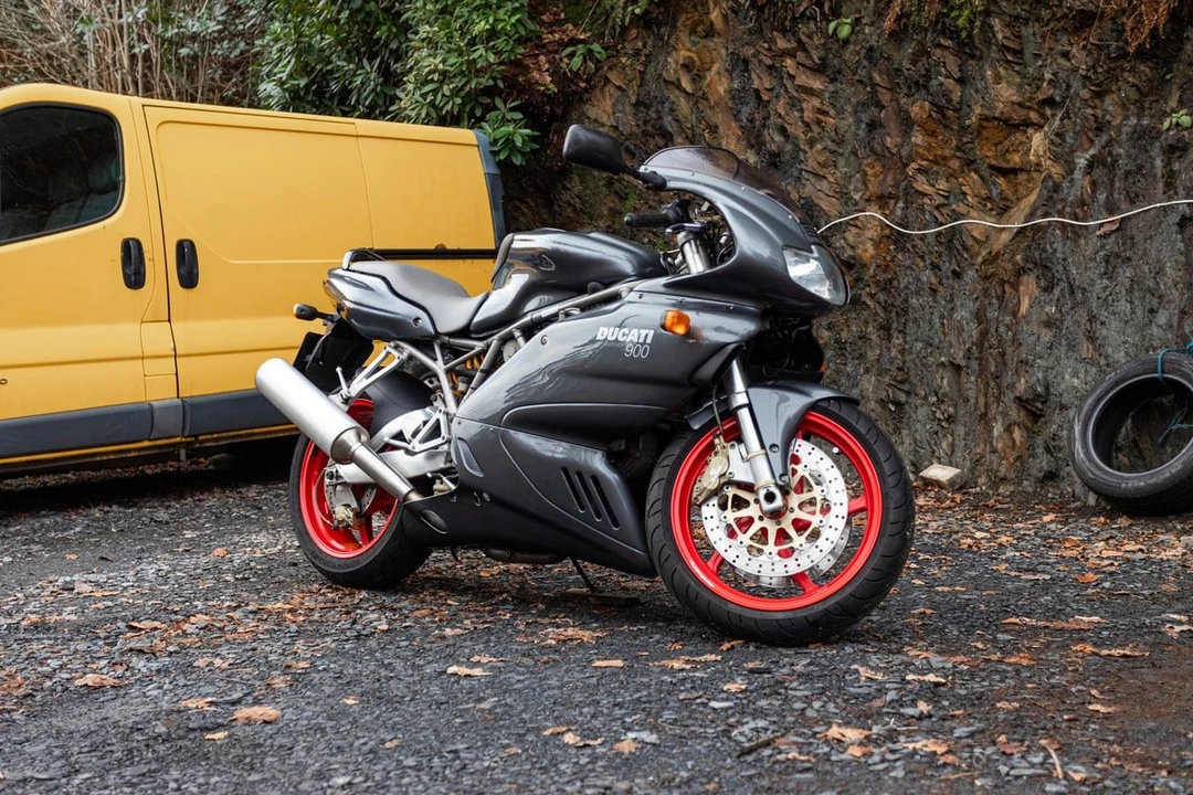 2002 Ducati 750 & 800 & 900 & 1000 - Image 6 of 30
