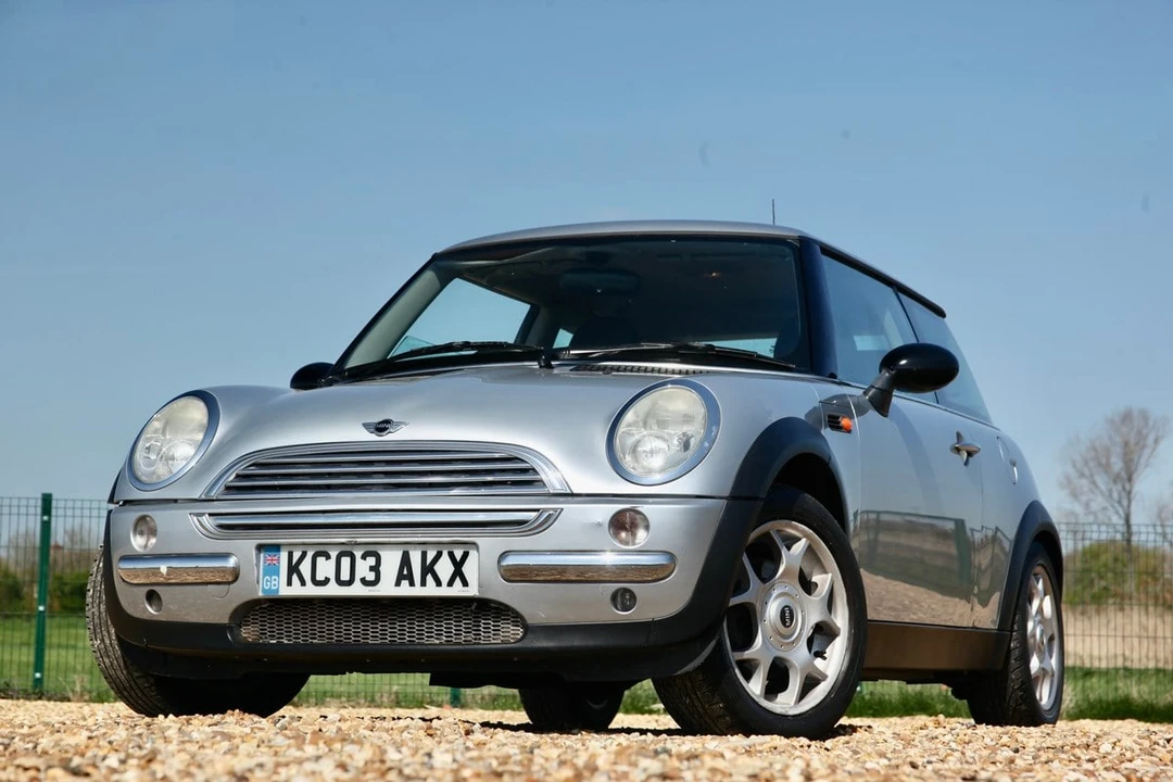 2003 Mini Mini 1st Gen - Image 3 of 30