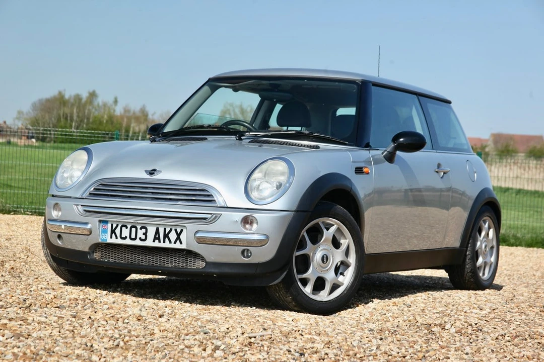 2003 Mini Mini 1st Gen - Image 5 of 30