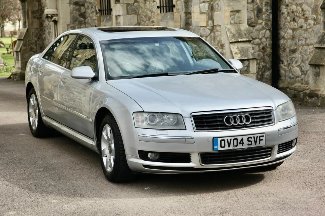 2004 Audi D3 A8 - Image 9 of 30