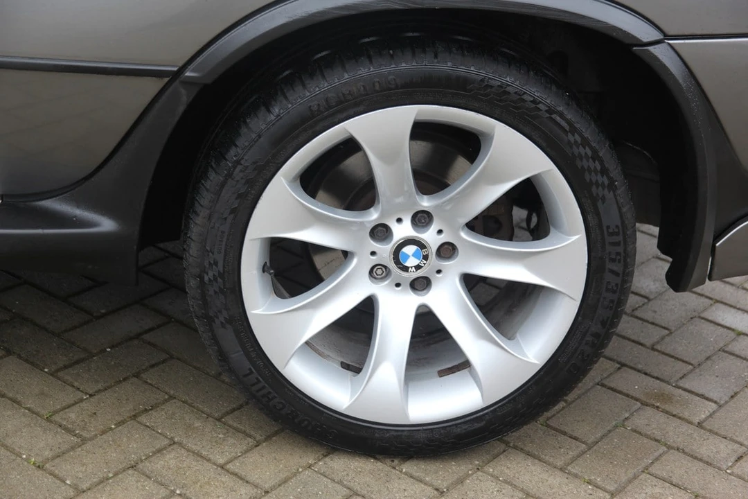 2004 BMW E53 X5 4.6is & 4.8is - Image 24 of 30