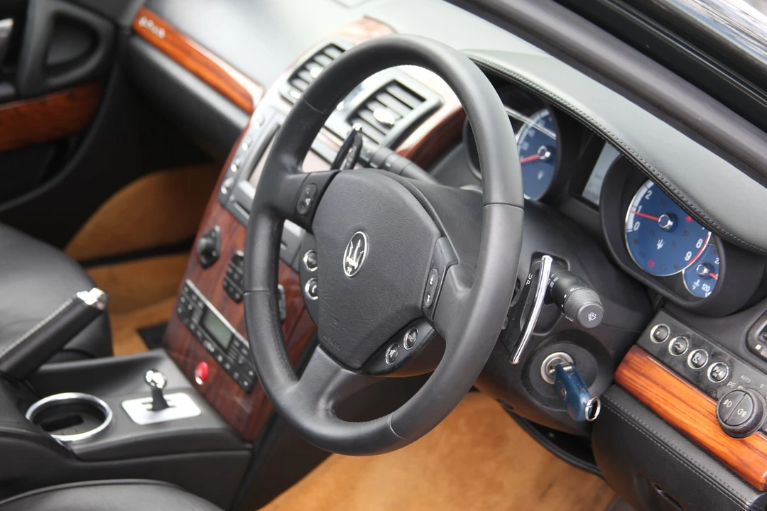 2004 Maserati Quattroporte 5th Gen - Image 29 of 30