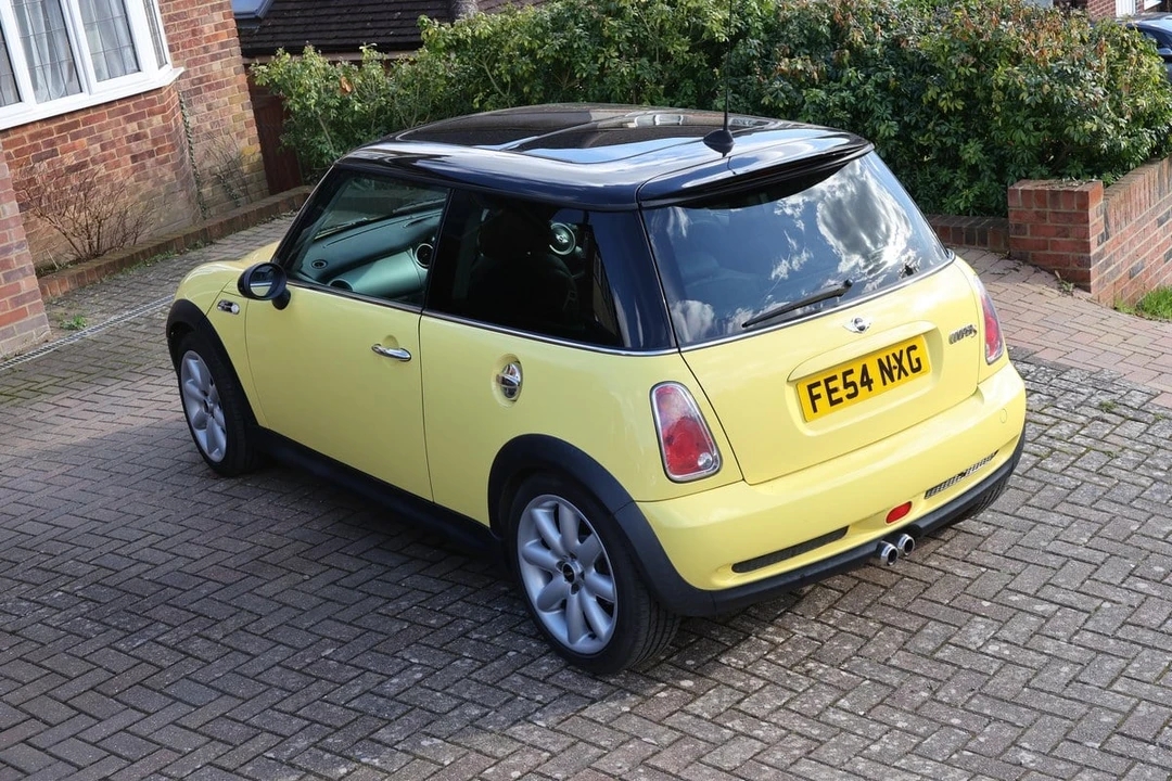 2004 Mini Mini Cooper S 1st Gen - Image 10 of 30