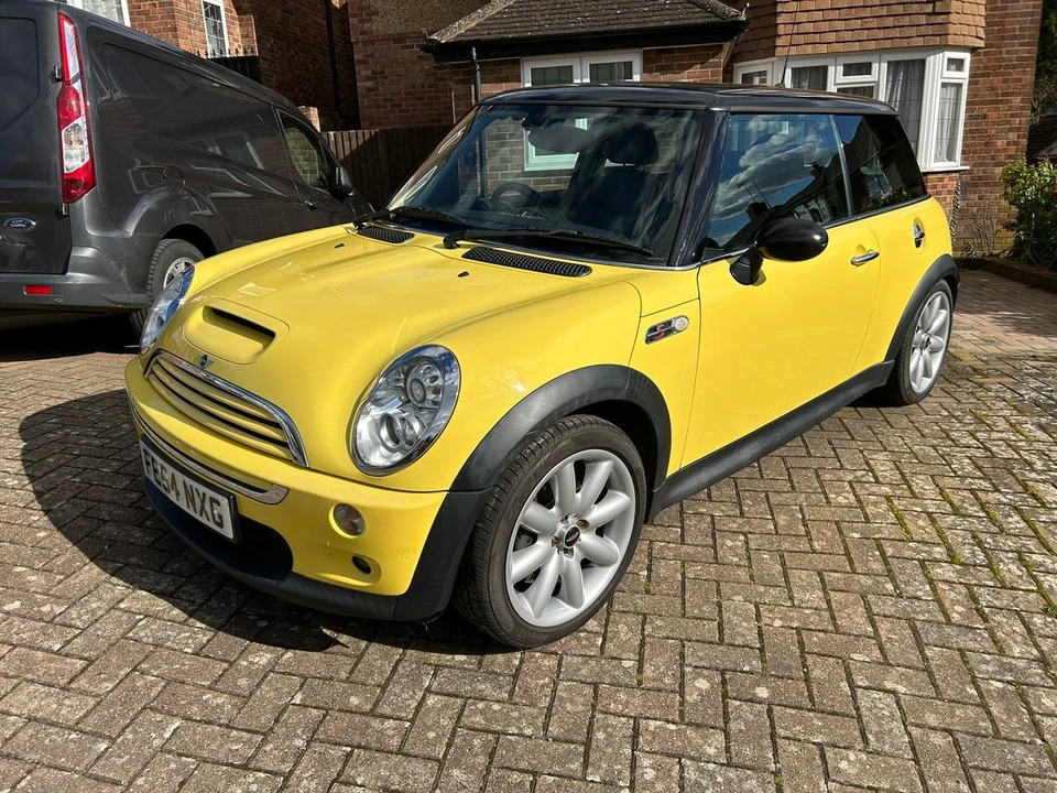 2004 Mini Mini Cooper S 1st Gen - Image 3 of 30