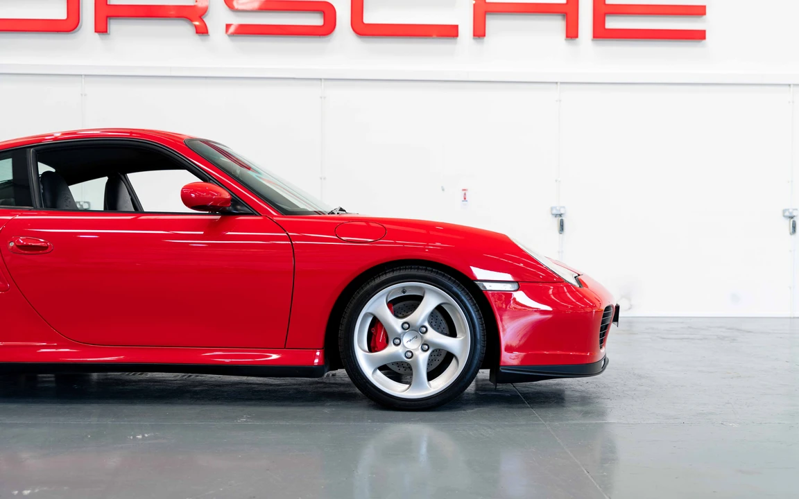 2004 Porsche 996 Turbo - Image 25 of 31