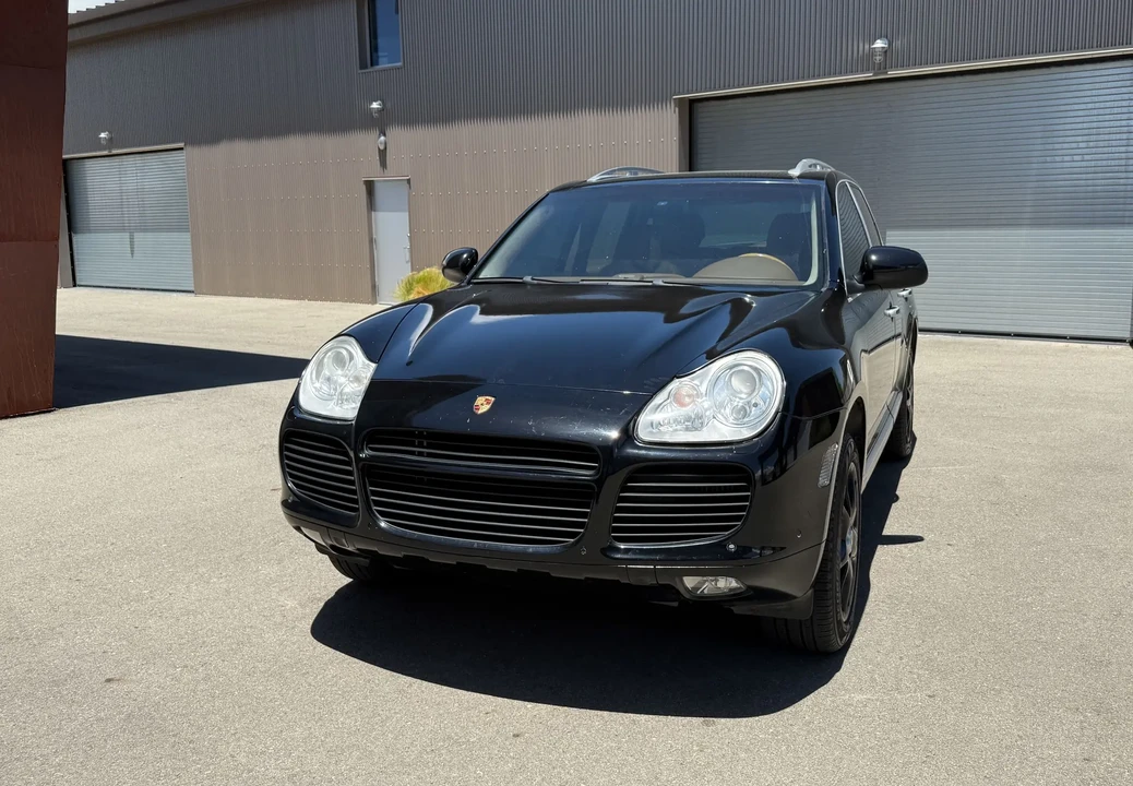 2004 Porsche 955/957 Cayenne Turbo - Image 3 of 6