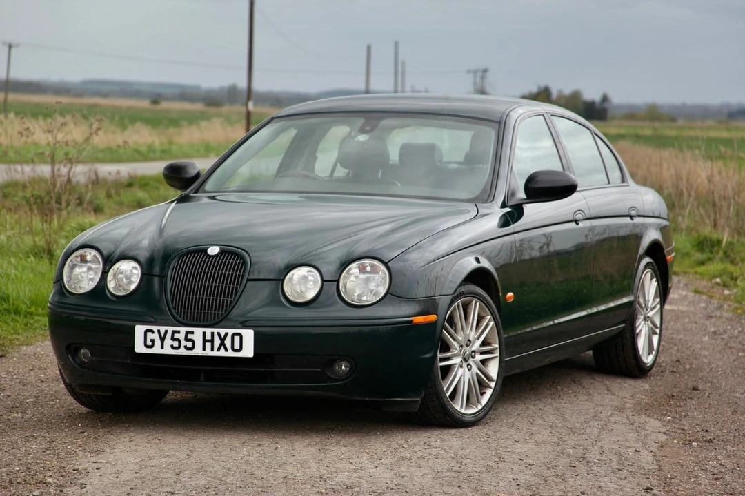 2005 Jaguar S-Type 2nd Gen - Image 17 of 30
