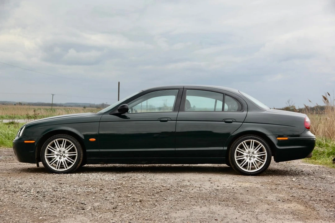 2005 Jaguar S-Type 2nd Gen - Image 6 of 30