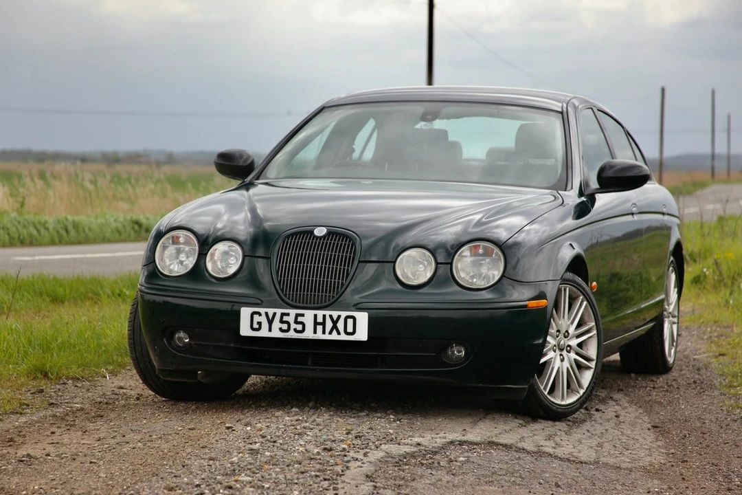 2005 Jaguar S-Type 2nd Gen - Image 19 of 30