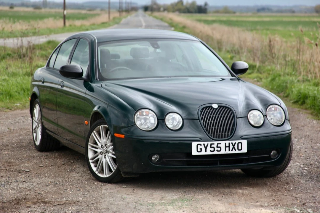 2005 Jaguar S-Type 2nd Gen - Image 2 of 30
