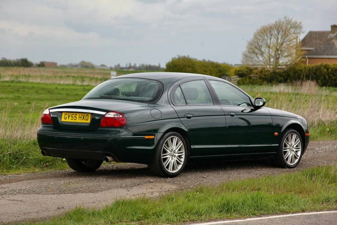 2005 Jaguar S-Type 2nd Gen - Image 23 of 30