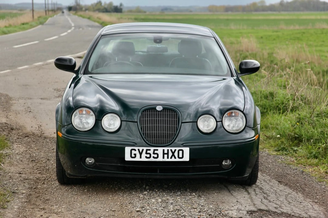 2005 Jaguar S-Type 2nd Gen - Image 5 of 30