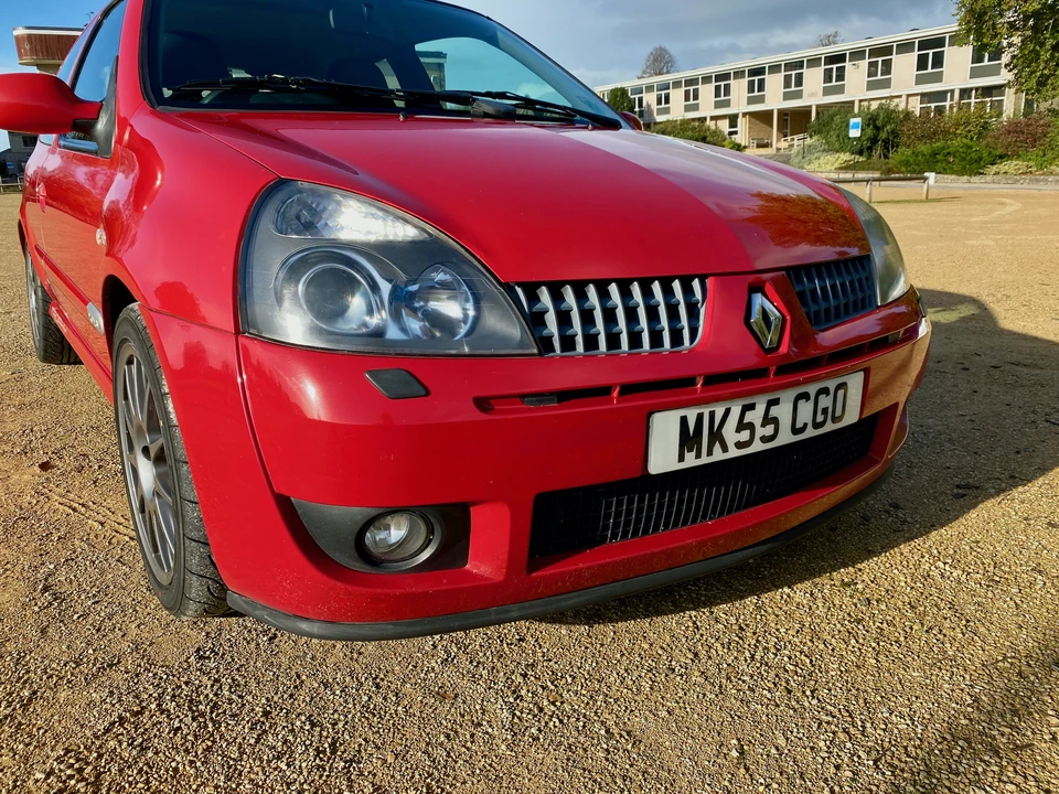 Renault Clio 2nd Gen - Image 16 of 31
