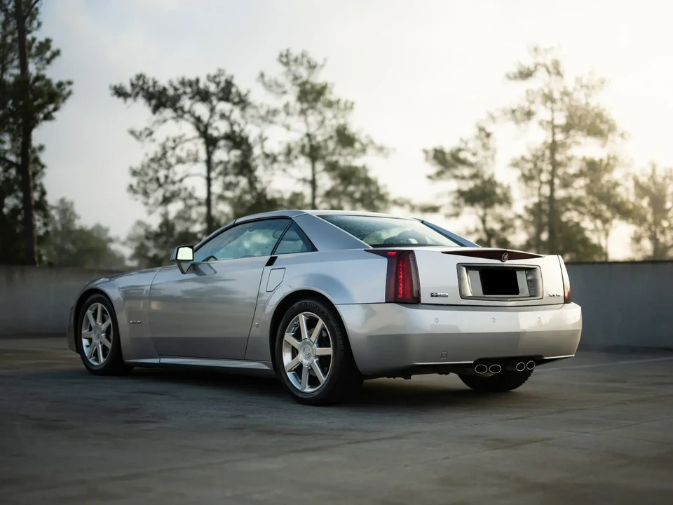 2006 Cadillac XLR - Image 6 of 6