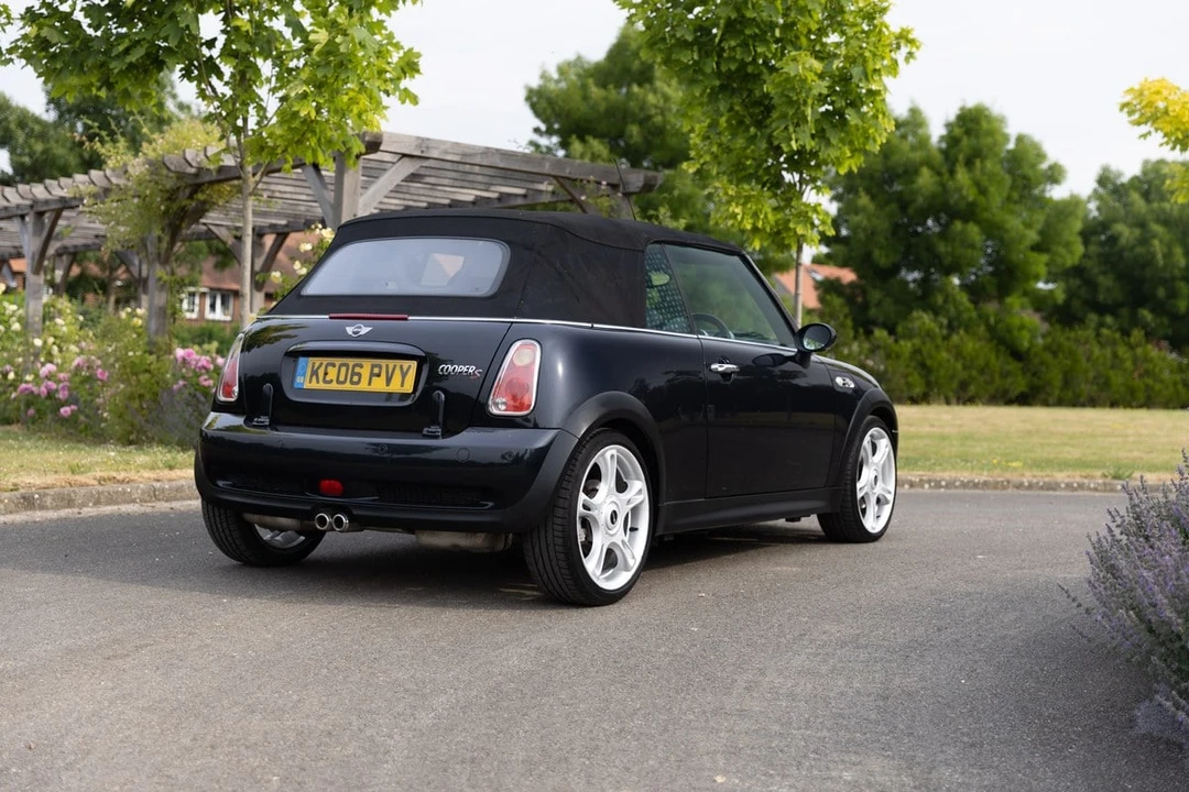 2006 Mini Mini Cooper S 1st Gen - Image 14 of 30