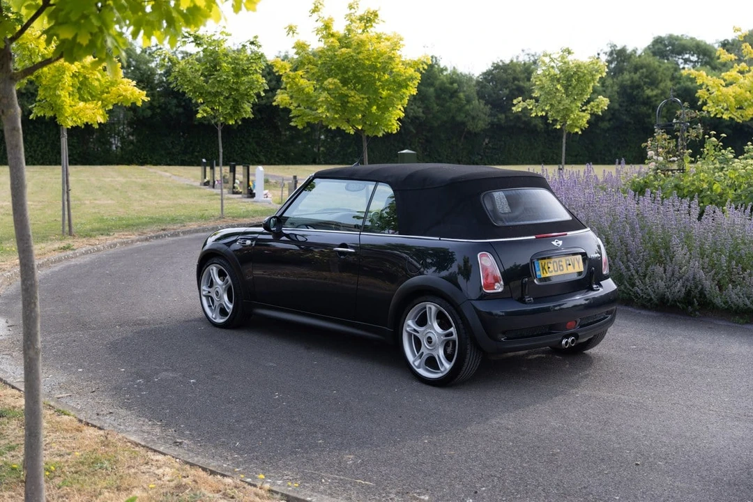 2006 Mini Mini Cooper S 1st Gen - Image 15 of 30