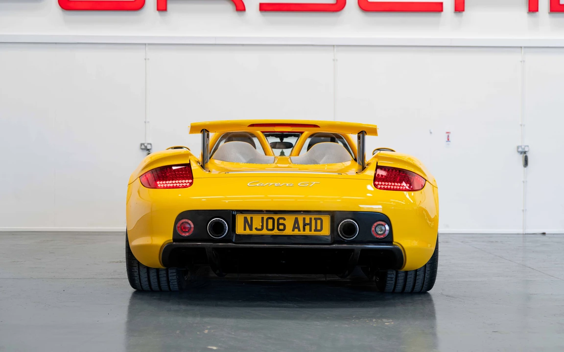 2006 Porsche Carrera GT - Image 27 of 31