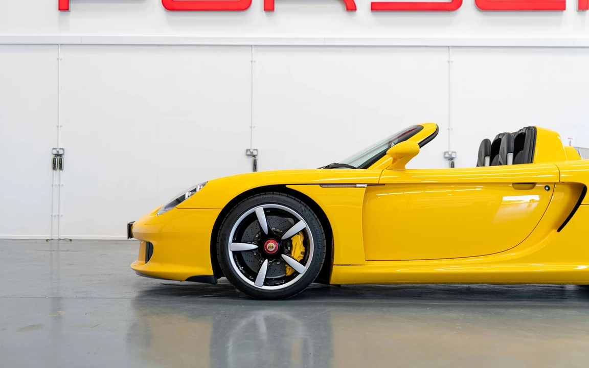 2006 Porsche Carrera GT - Image 29 of 31