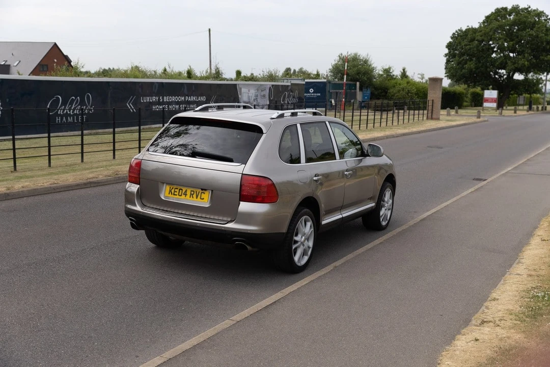 2004 Porsche 955/957 Cayenne - Image 12 of 30