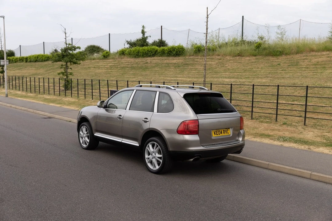 2004 Porsche 955/957 Cayenne - Image 14 of 30