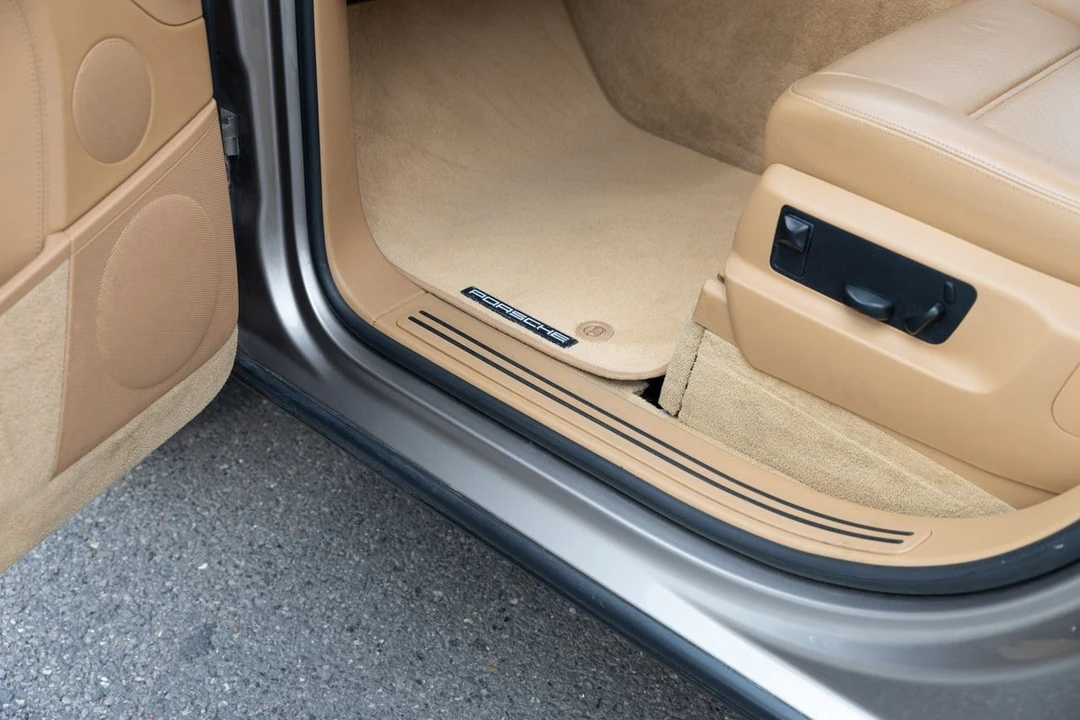 2004 Porsche 955/957 Cayenne - Image 29 of 30