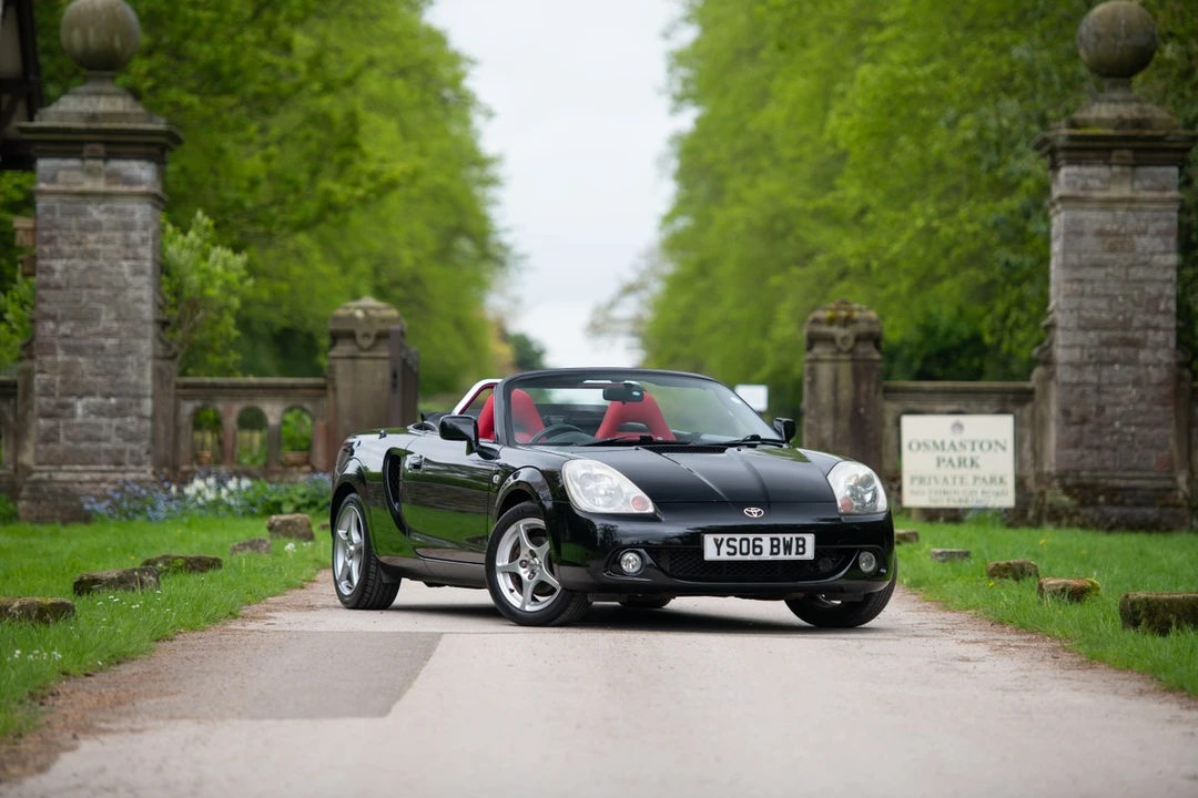 2006 Toyota MR2 Spyder/MR-S - Image 2 of 30