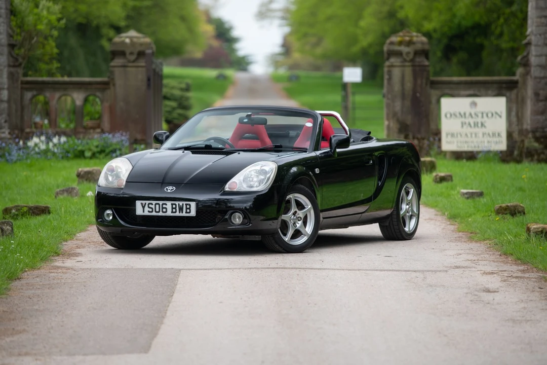 2006 Toyota MR2 Spyder/MR-S - Image 3 of 30
