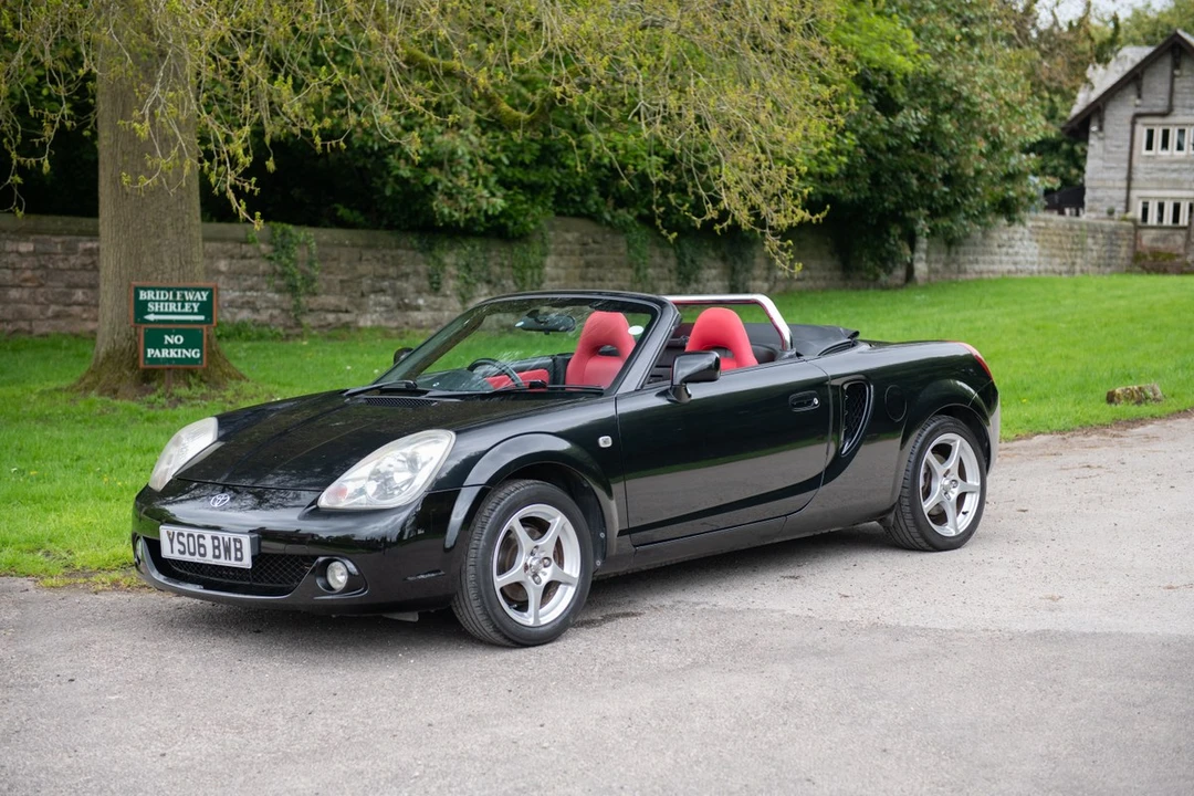 2006 Toyota MR2 Spyder/MR-S - Image 5 of 30