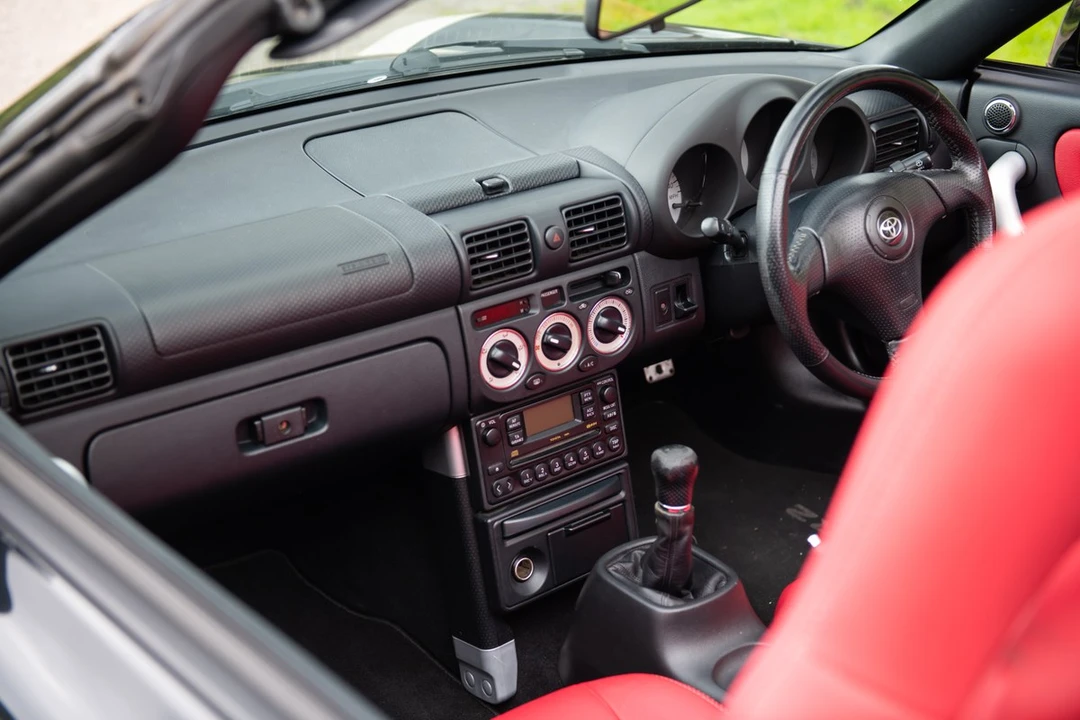2006 Toyota MR2 Spyder/MR-S - Image 22 of 30