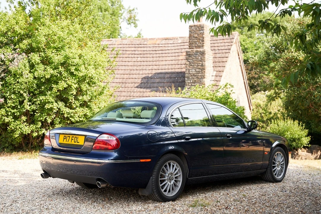 2007 Jaguar S-Type 2nd Gen - Image 10 of 30