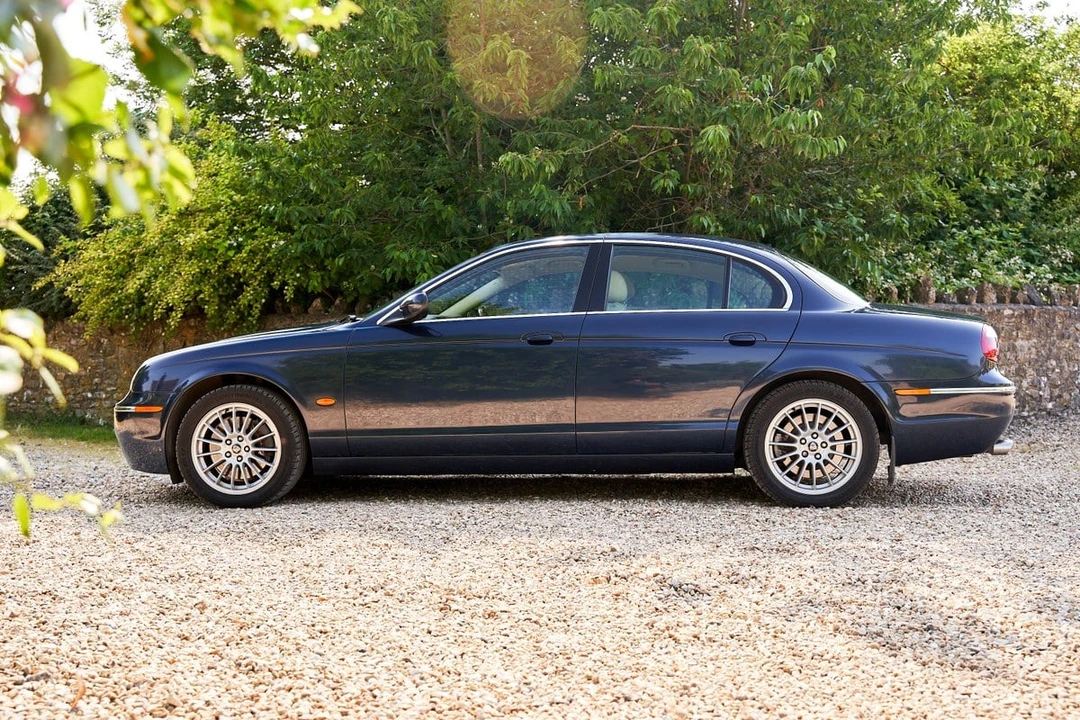 2007 Jaguar S-Type 2nd Gen - Image 19 of 30