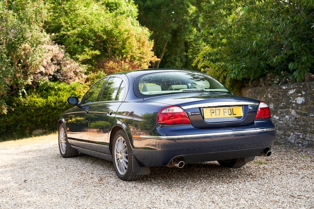 2007 Jaguar S-Type 2nd Gen - Image 16 of 30