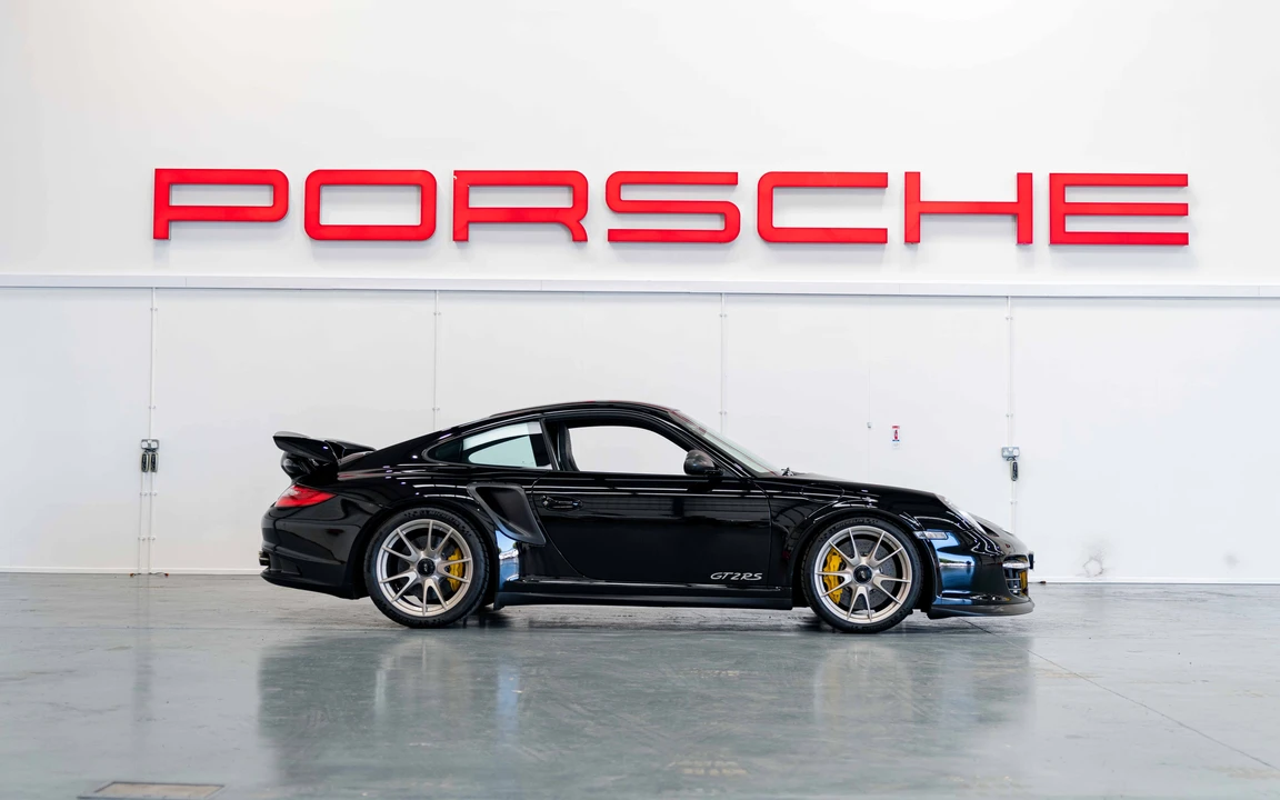 2010 Porsche 997 GT2 - Image 14 of 31