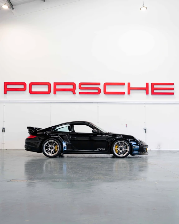 2010 Porsche 997 GT2 - Image 16 of 31