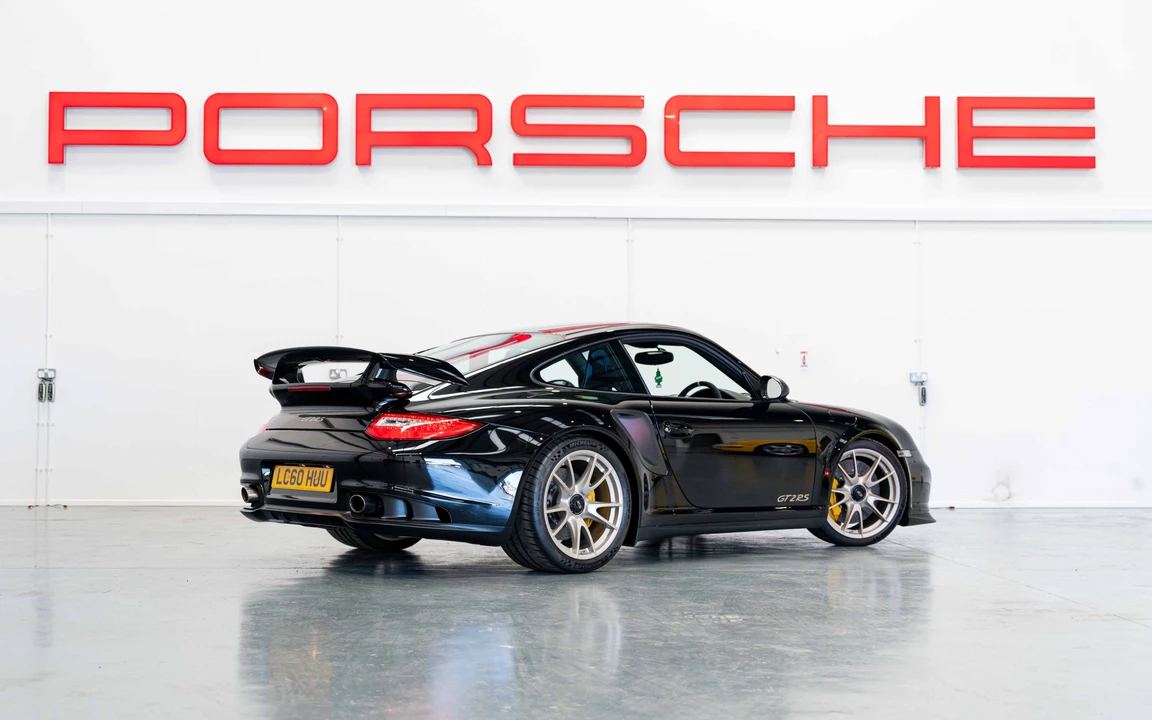 2010 Porsche 997 GT2 - Image 17 of 31