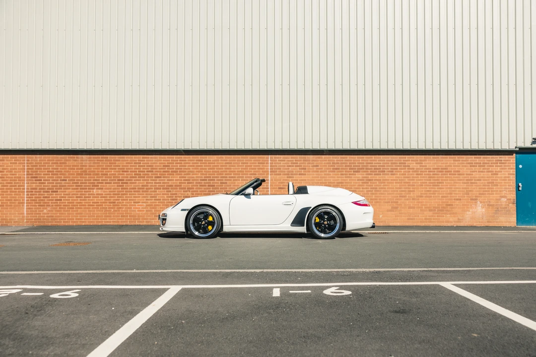 2011 Porsche 997 Speedster - Image 8 of 31