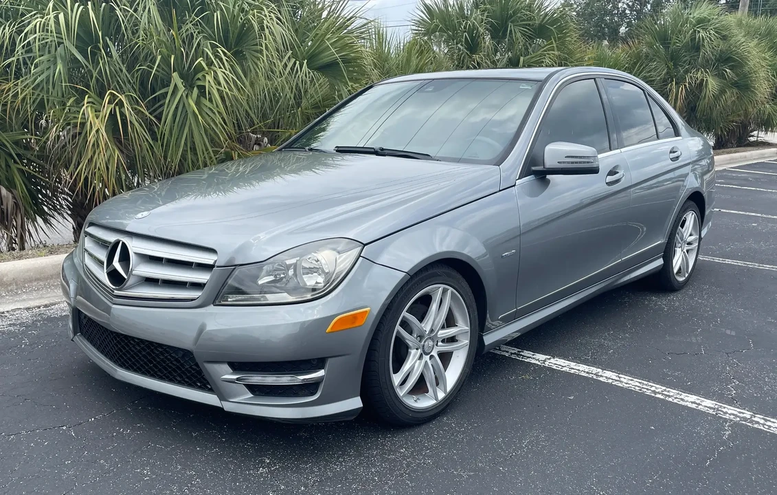 2012 Mercedes-Benz W204 C-Class - Image 4 of 6