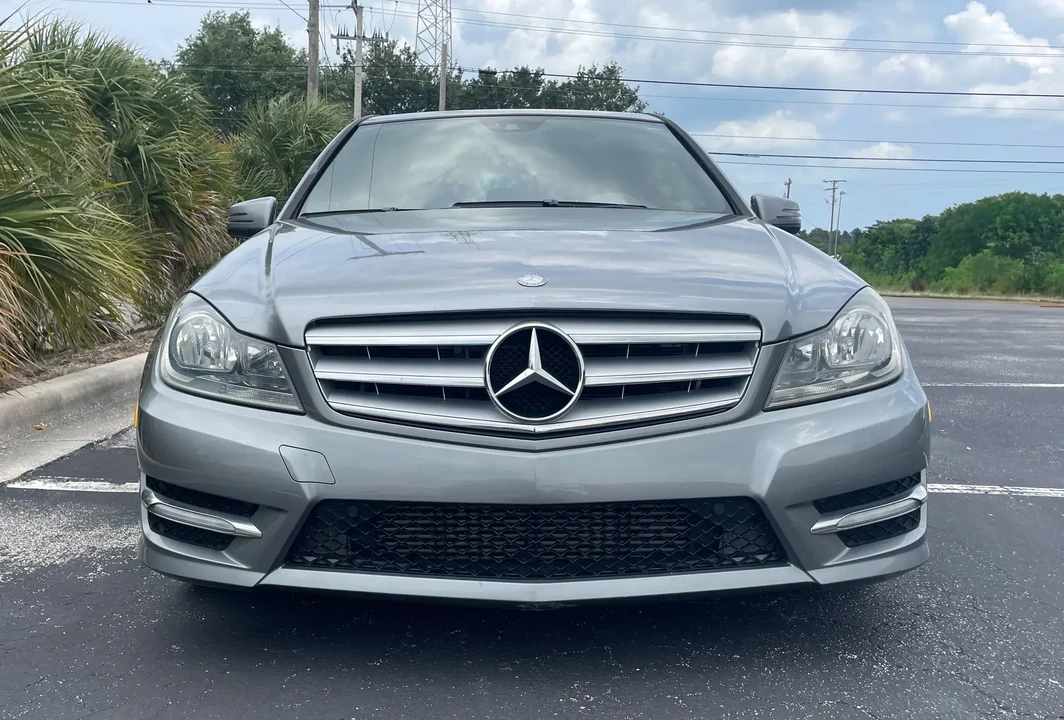 2012 Mercedes-Benz W204 C-Class - Image 3 of 6