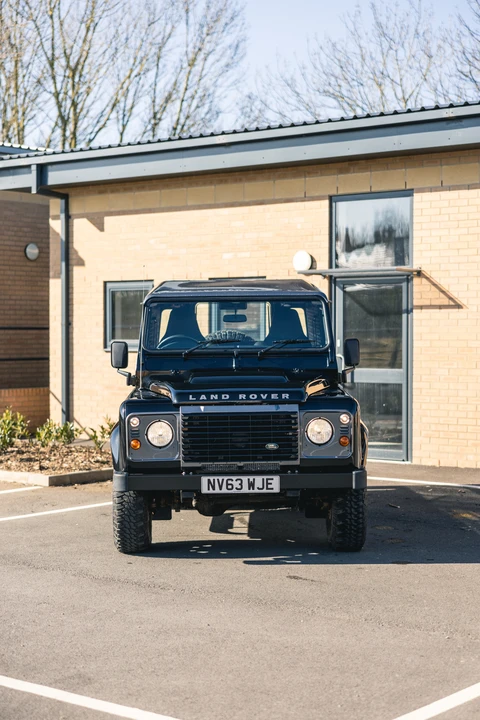 2013 Land Rover Defender 90 - Image 6 of 31
